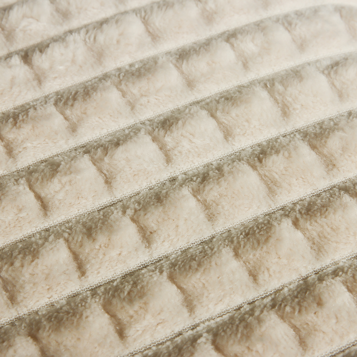 Плед 200*220см микрофибра жаккард клетка белый арт.369 NOVEL *1/8 Плед 200*220см микрофибра жаккард клетка белый арт.369 NOVEL *1/8