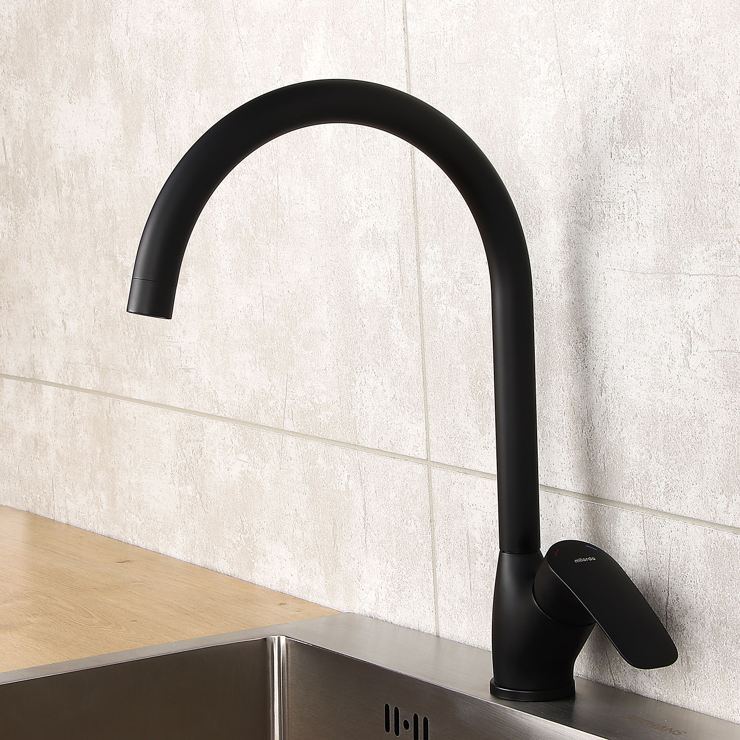 Смеситель для кухни Milardo Rora черный матовый, высокий излив RORBL0JM05 *1/10