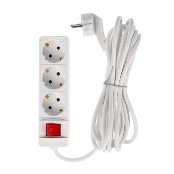 Удлинитель бытовой Союз 481S-7303, 3 розетки, 3 м, ПВС 3х0.75 мм², 2200 Вт, заземление, выключатель Удлинитель бытовой Союз 481S-7303, 3 розетки, 3 м, ПВС 3х0.75 мм², 2200 Вт, заземление, выключатель