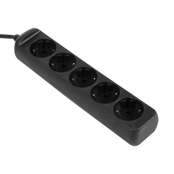 Удлинитель 5 розеток 5м с/з ПВС 3*0,75мм2 10А мощ. нагр 2200Вт ЧЕРНЫЙ ЭРА UX-5e-5m-B *1/5/10 Удлинитель 5 розеток 5м с/з ПВС 3*0,75мм2 10А мощ. нагр 2200Вт ЧЕРНЫЙ ЭРА UX-5e-5m-B *1/5/10