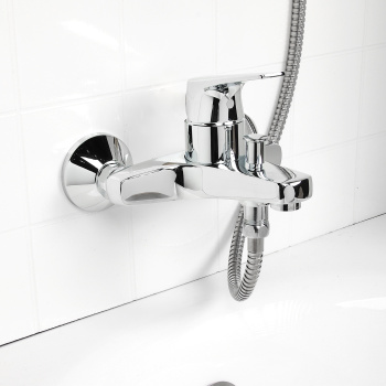 Смеситель для ванны GROHE BauFlow, короткий излив, однорычажный