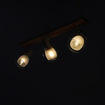 Светильник настенный (спот) N5105/3 WT+WOOD Е27 3*40Вт ( l=650;w=100;h=170)  VERNER LIGHTING *1 Светильник настенный (спот) N5105/3 WT+WOOD Е27 3*40Вт ( l=650;w=100;h=170)  VERNER LIGHTING *1