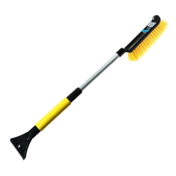 Щетка-сметка  автомобильная 57-70см со скребком телескопическая арт.7188028 Black&Blue BB1005 *1/12